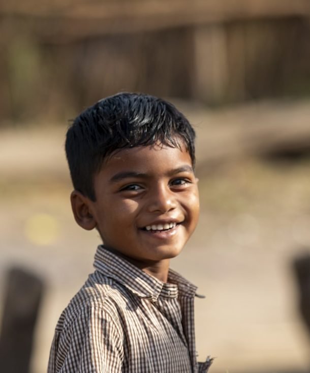 A child supported by Vidya
